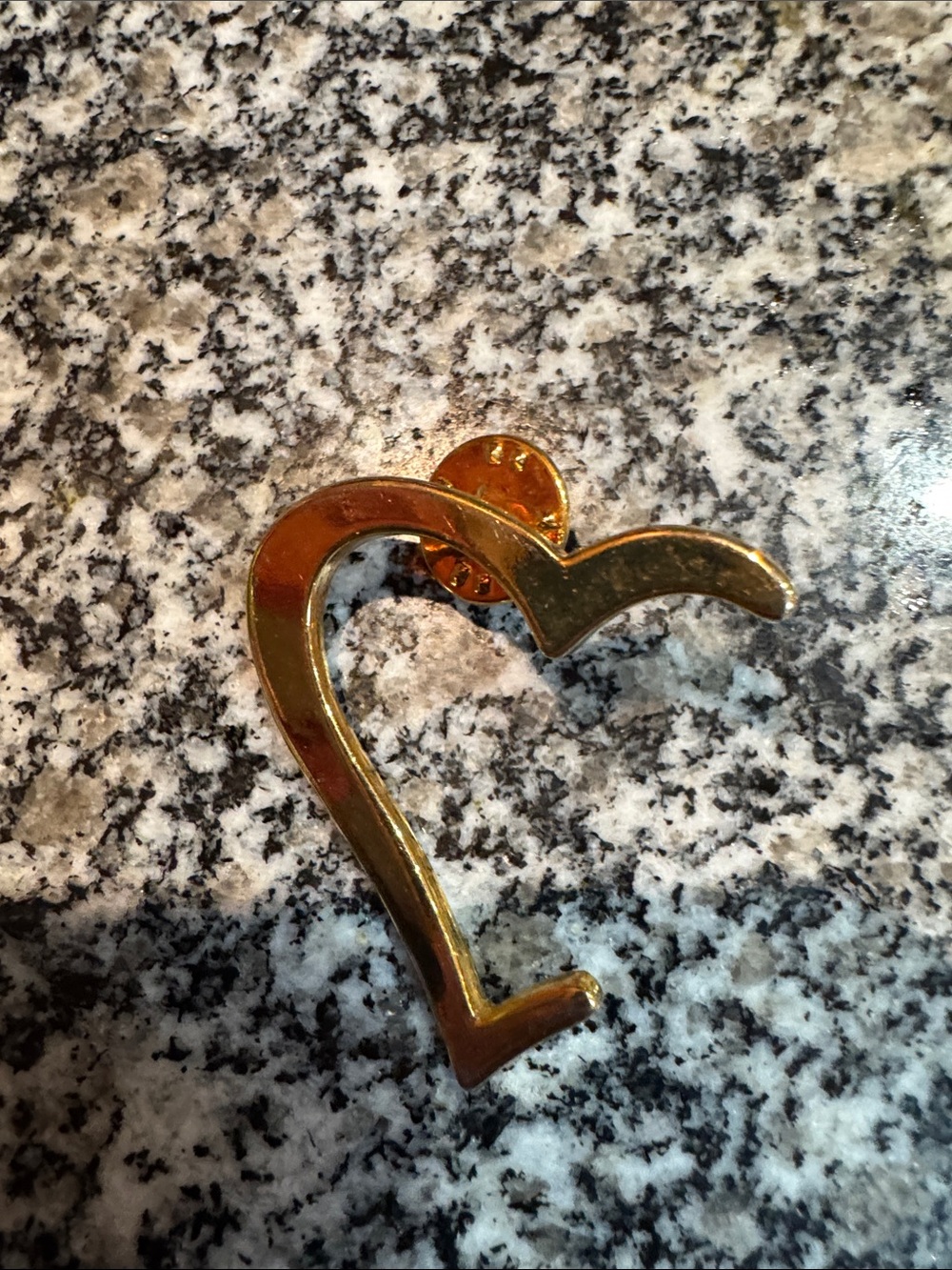 Gold Heart-Shaped Decorative Hook - Home Accents